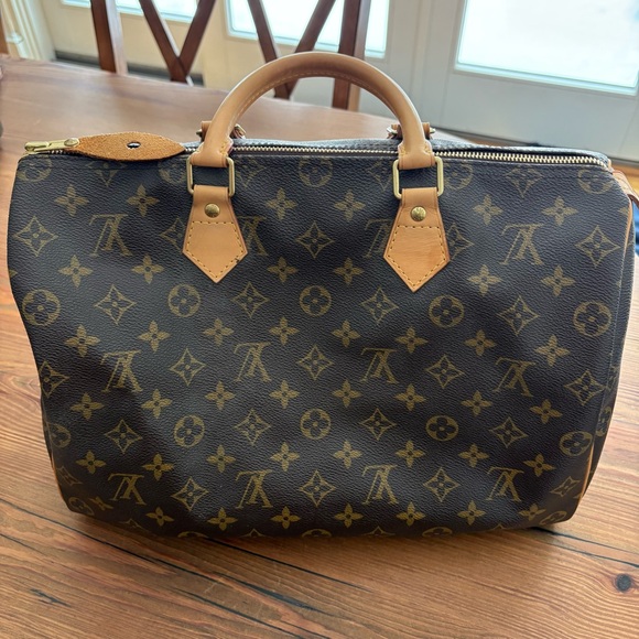 Louis Vuitton Classic Brown Monogram Duffel Bag - Picture 5 of 13